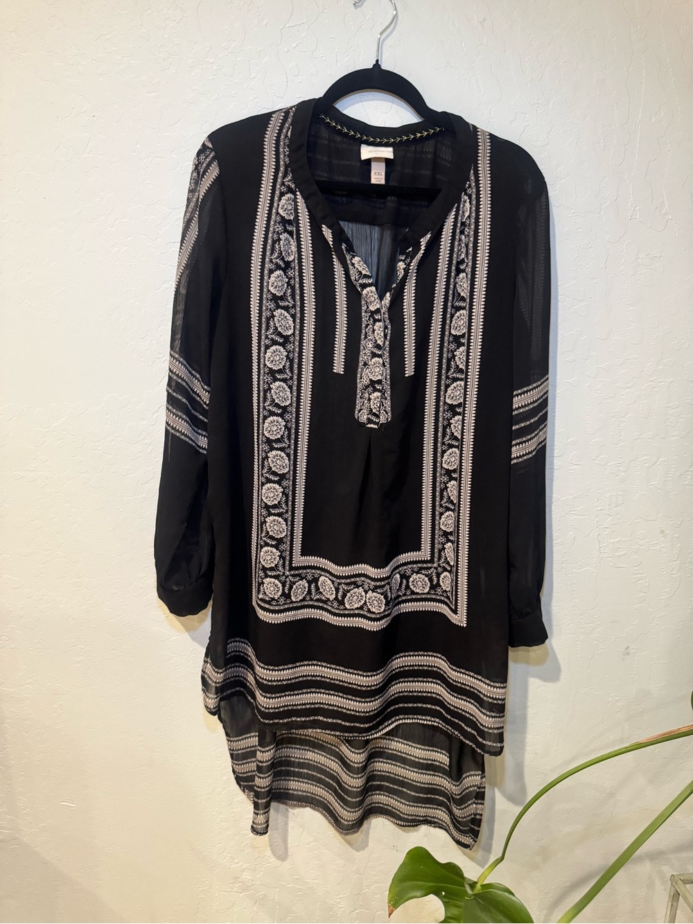 Knox Rose Black Sheer Tunic Swim Coverup with White Print